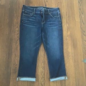 American Eagle Artist Crop